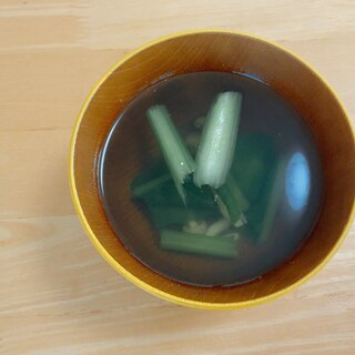小松菜としめじの昆布茶汁